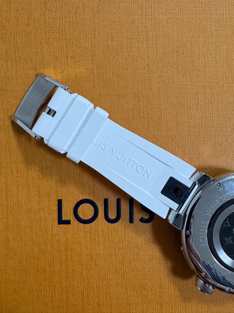 Louis Vuitton タンブールホライゾンv3 ライトアップ