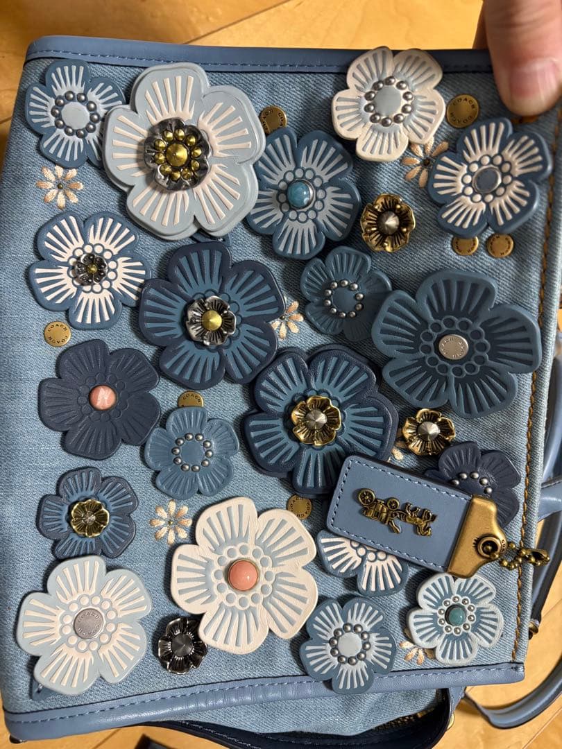 ラ*8様 COACH ローグ 25 ウィズ ティー ローズ デニム