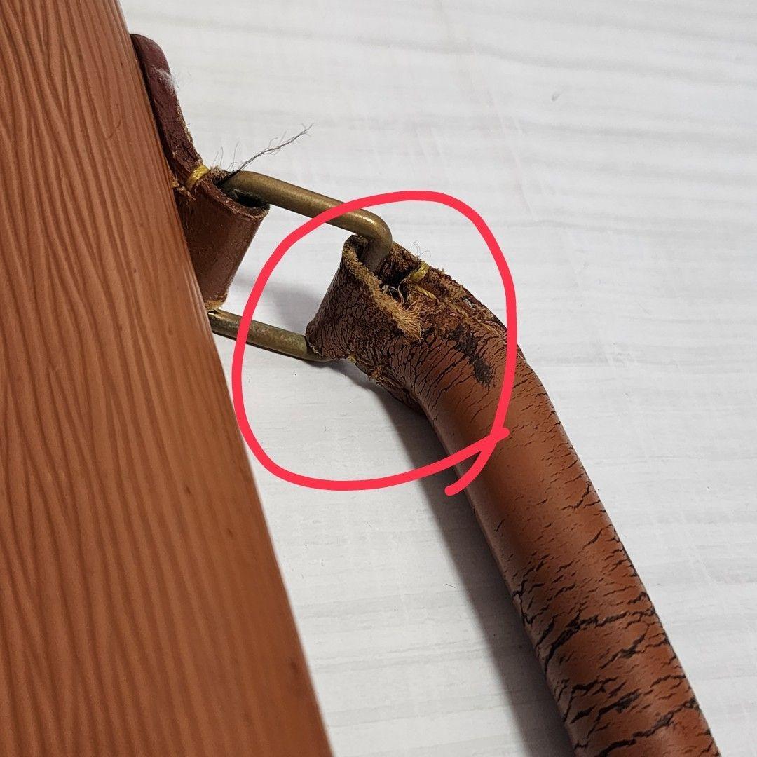 ルイヴィトン セルヴィエットコンセイエ エピ ビジネスバッグ 鞄 ハンドバッグ