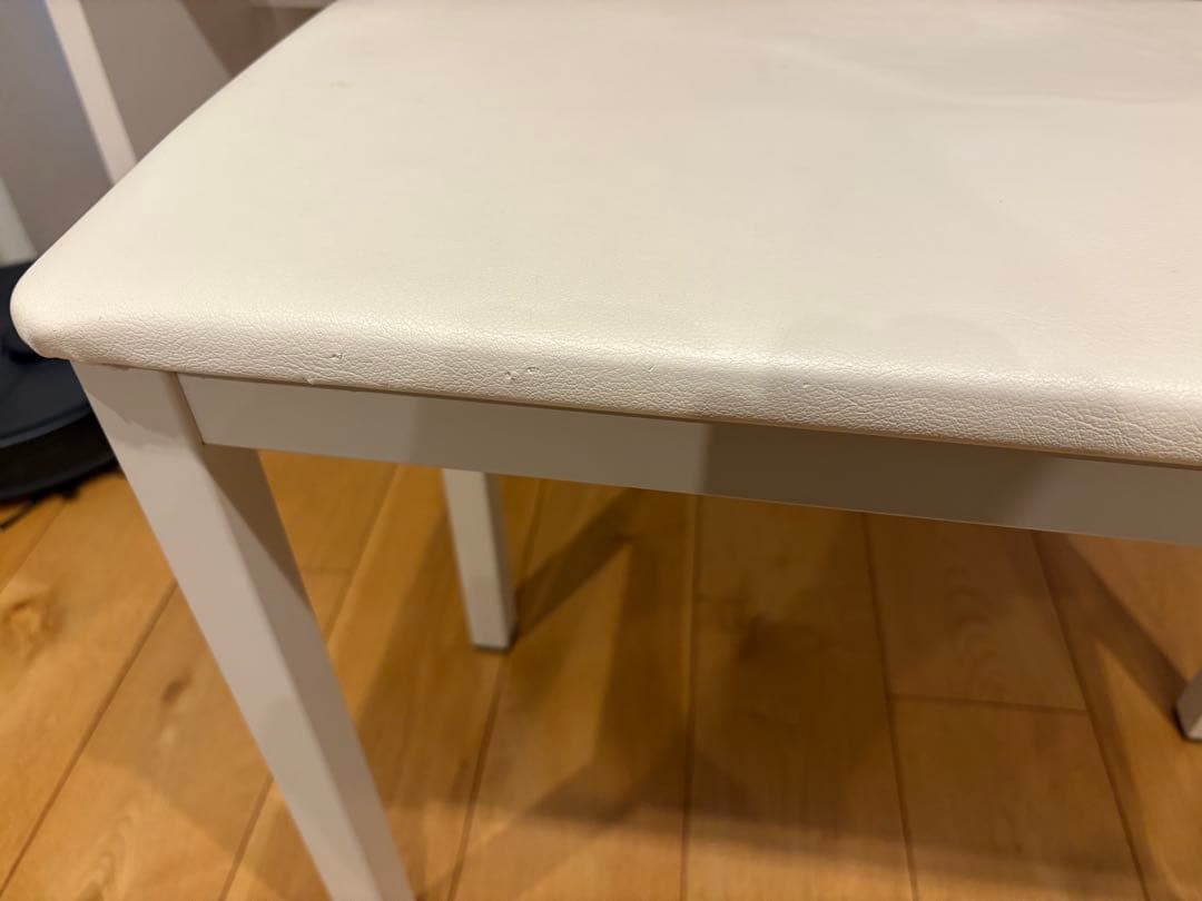 電子ピアノ　CASIO Privia PX770 ホワイト