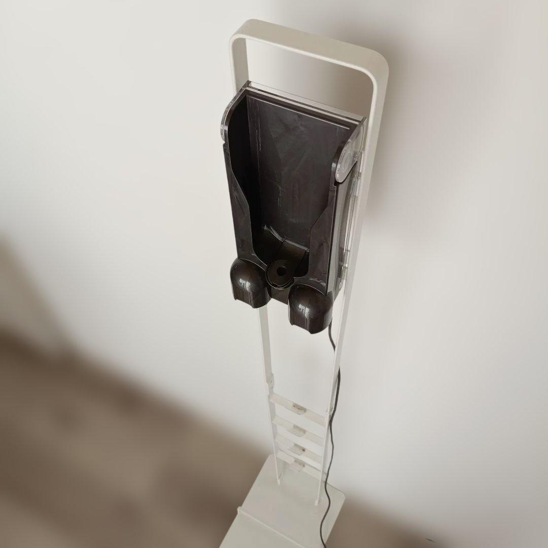 【動作確認済】【別売り収納スタンド付き】Dyson cyclone v10