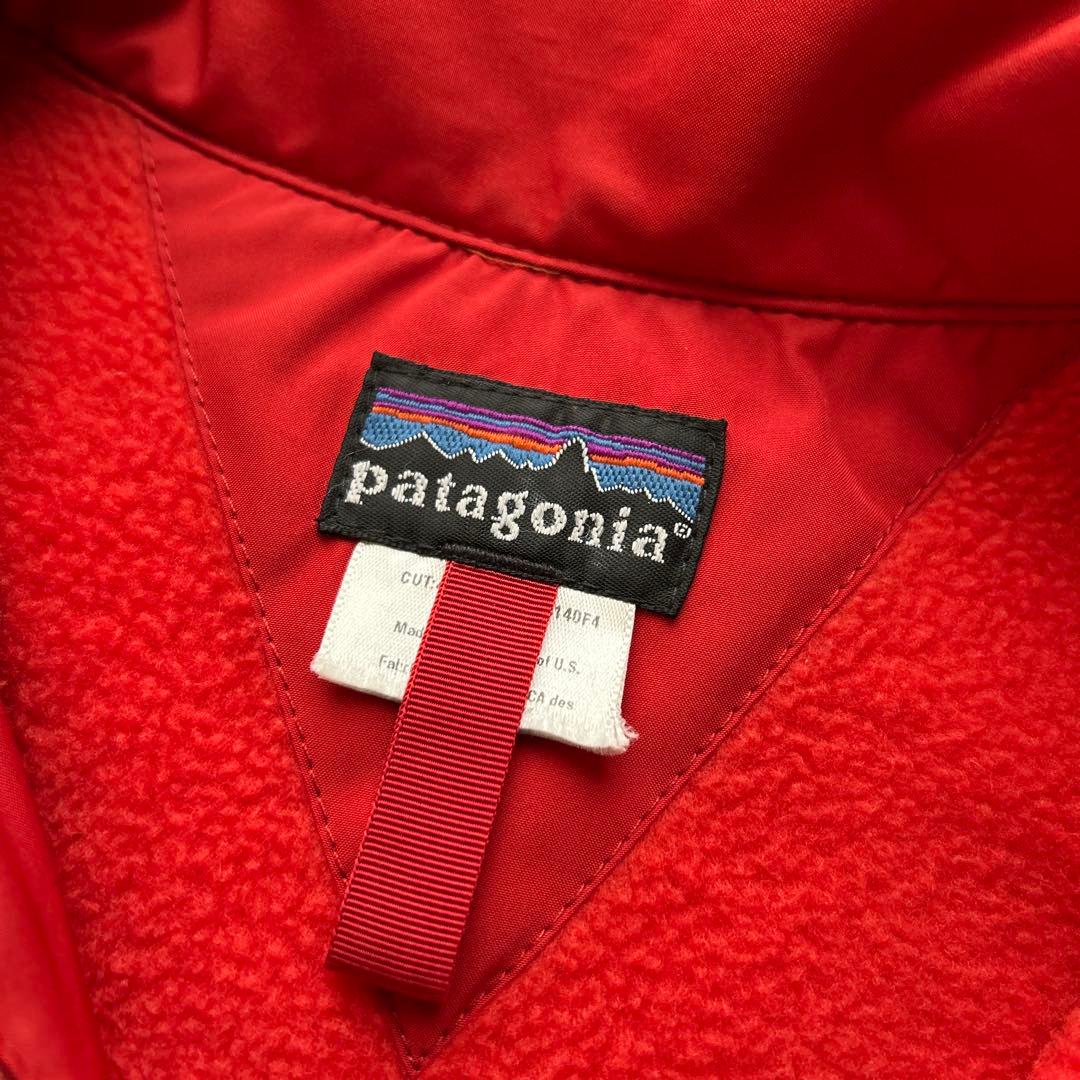 希少 Patagoniaパタゴニア 赤ナイロンジャケット　裏フリース y2k古着