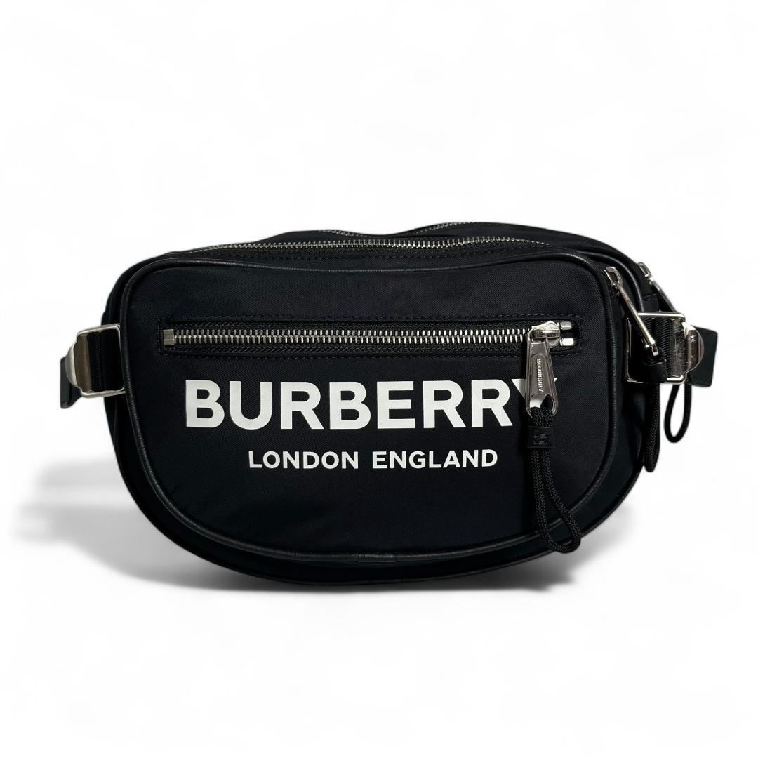 未使用級　BURBERRY バーバリー ボディバッグ ブラック ナイロン