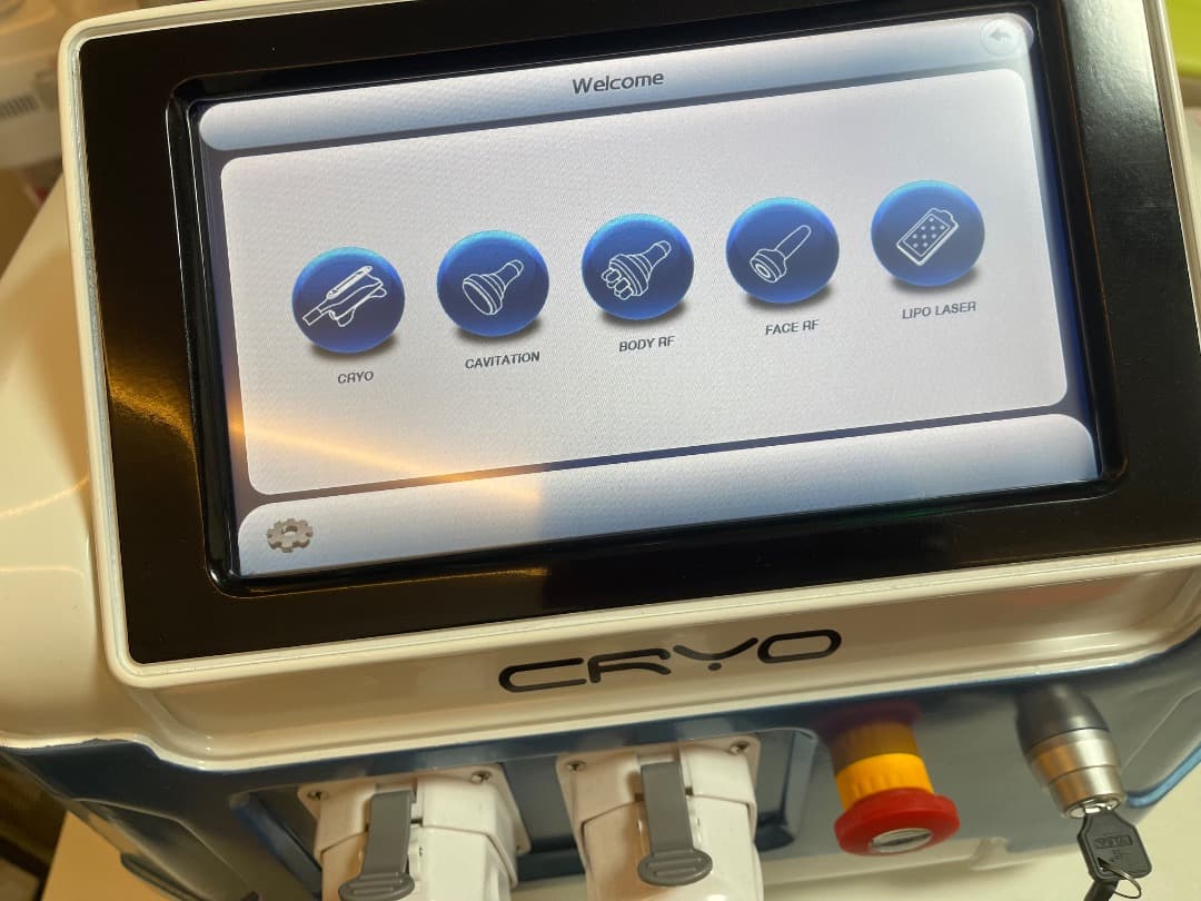 価格が値下‼️多機能な脂肪冷却 痩身マシン