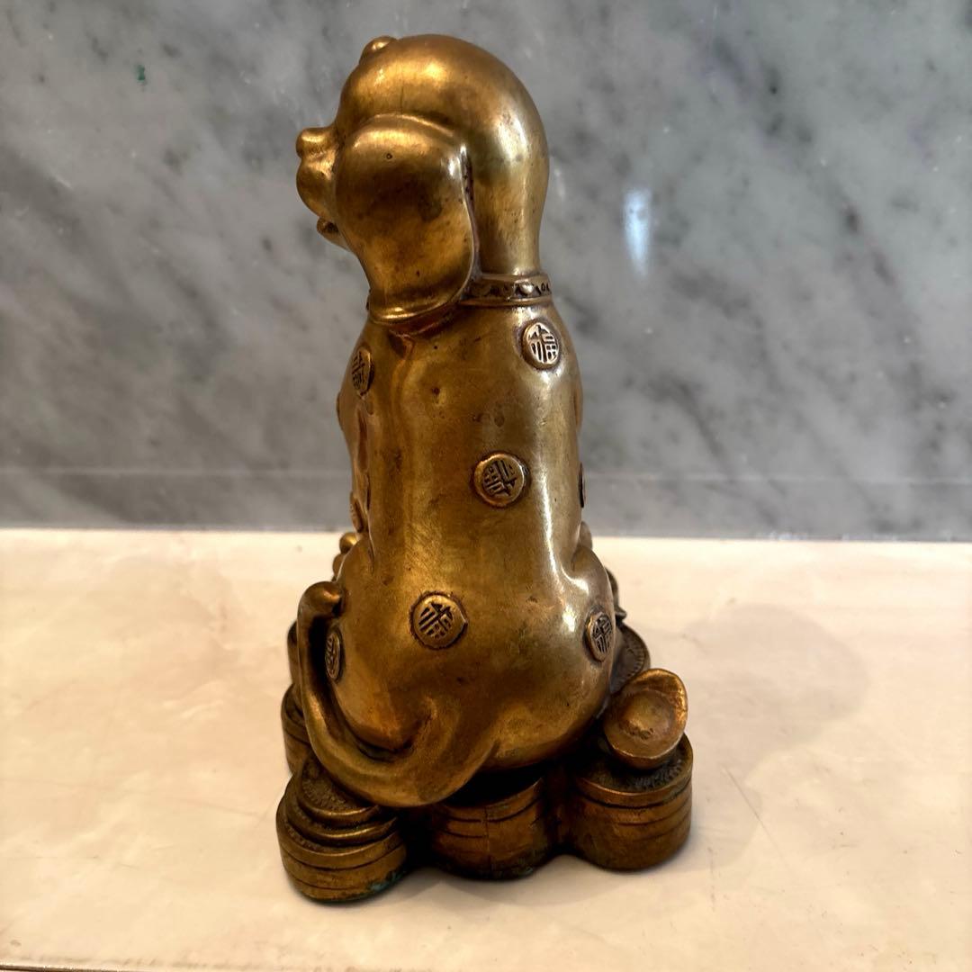 中国アンティーク　ゴールドに輝く可愛らしい犬の子宝祈願の真鍮製のオブジェ