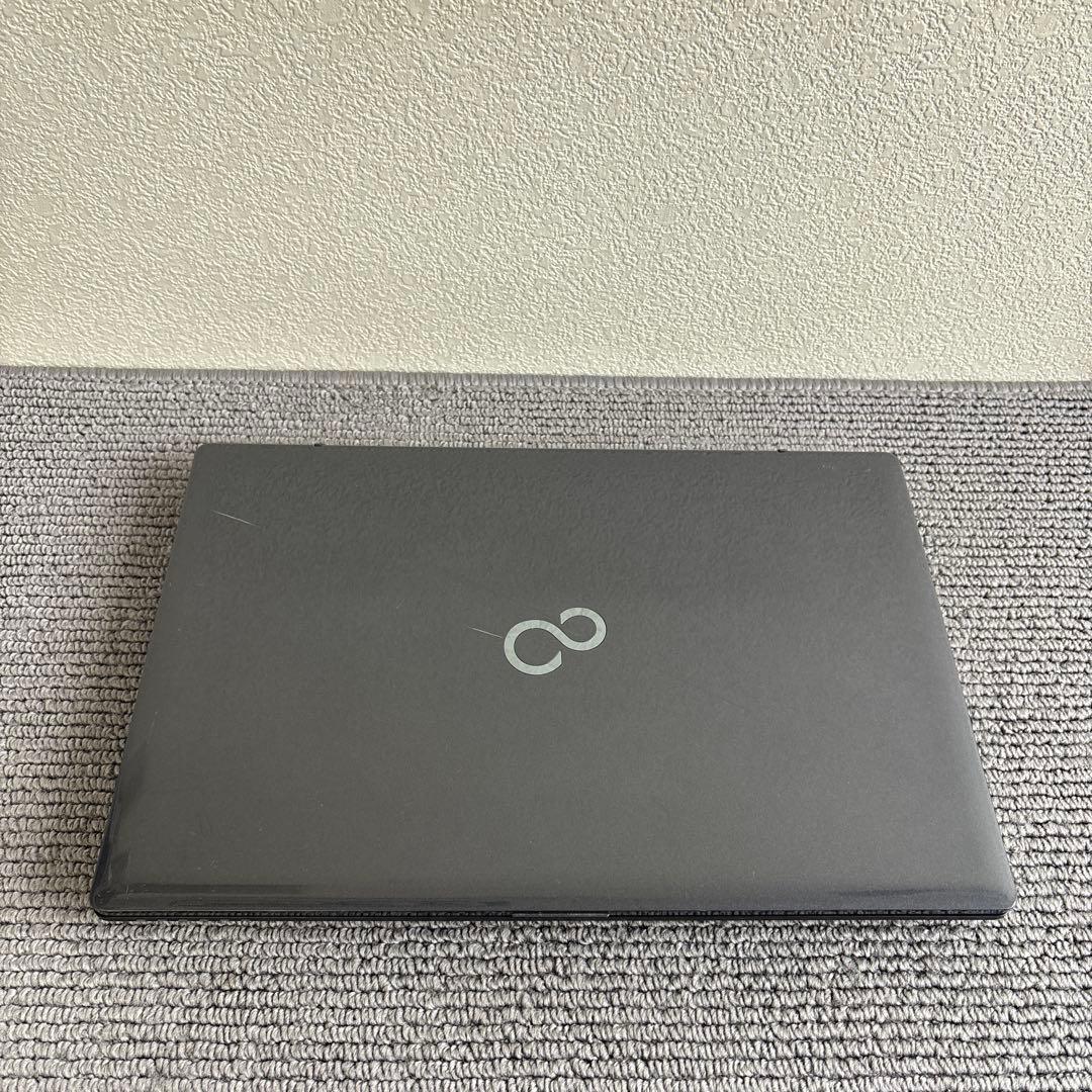 富士通lifebook AH53/C2 i7-8550U メモリ4GB