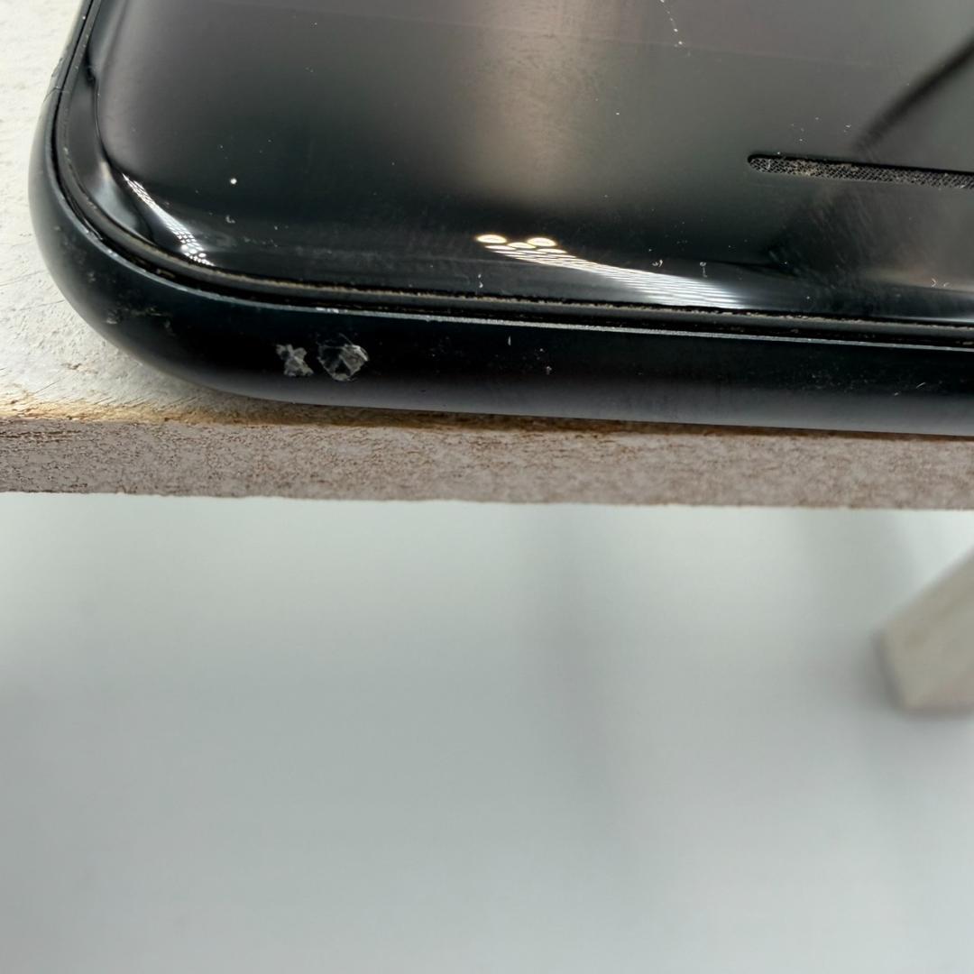 iPhone SE第3世代 64GB ミッドナイト 267