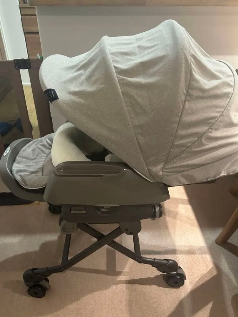 コンビ　ネムリラ オートスウィングBEDi おやすみドーム EG