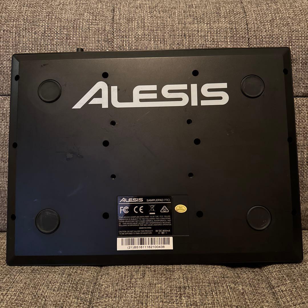 DJ機材 Alesis SAMPLEPAD PRO