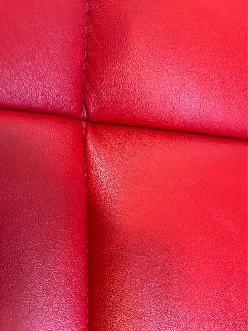 【美品・最終値下げ・送料込み】本革ソファ　1人掛け　おしゃれ　赤　ローソファ