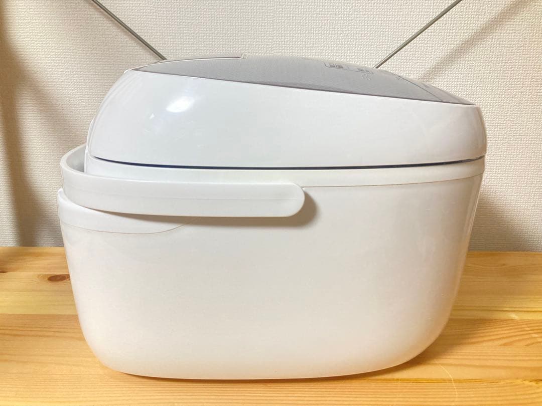 ☆良品 東芝 TOSHIBA 真空IHジャー炊飯器 RC-18VRM 10合炊き