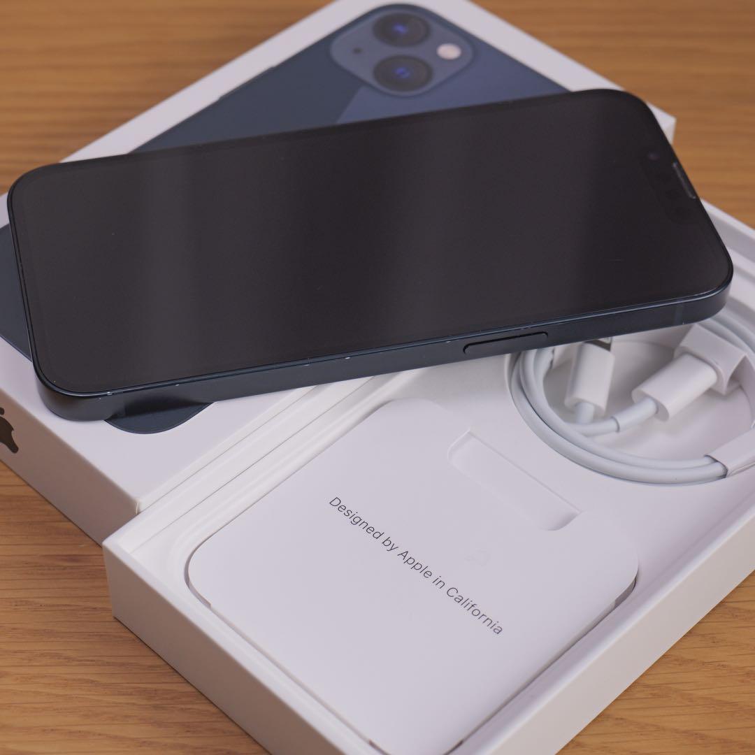 Apple iPhone 13 ミッドナイト 本体