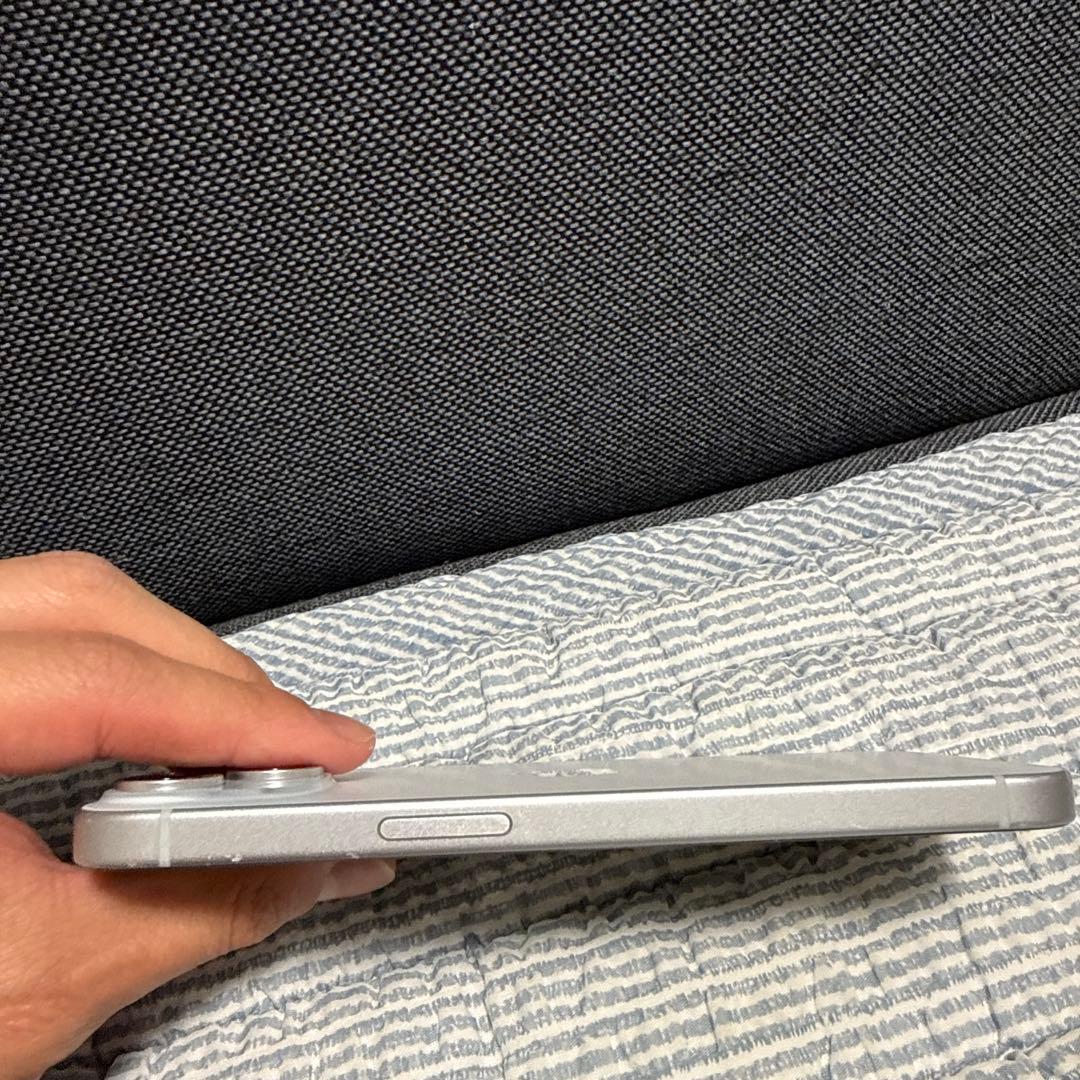 格安 IPhone 15 256GB ブルーSIMフリー