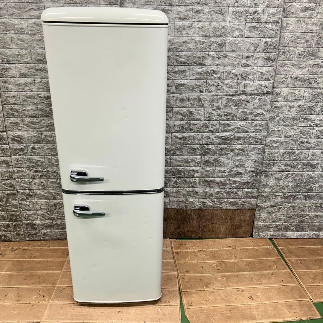 713 冷蔵庫　小型　一人暮らし　右開き　極美品　200L弱　レトロ調　保証込
