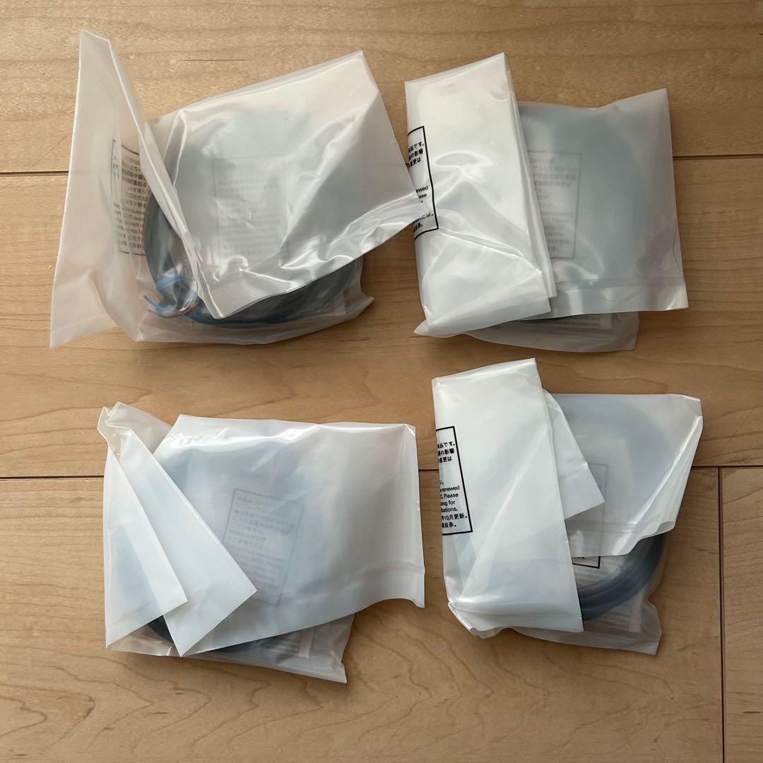 【新品未使用】オムロン 近接センサ E2E-X2D1-N 4個セット OMRON