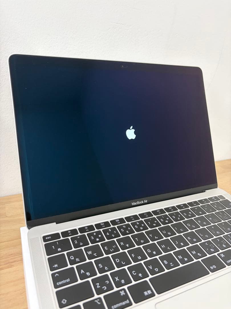 【極美品】MacBook Air 13インチ 2019 8GB 256GB