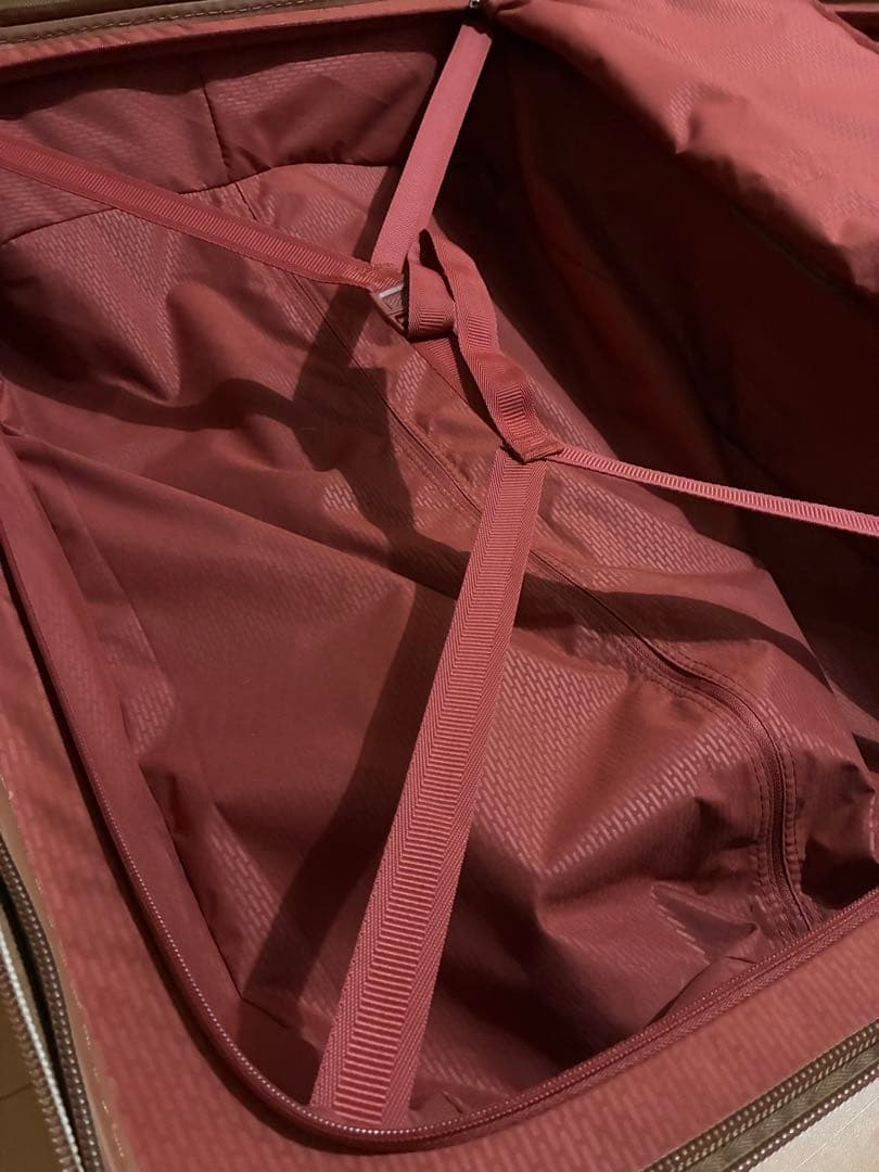 【新品未使用】DELSEYキャリーケース