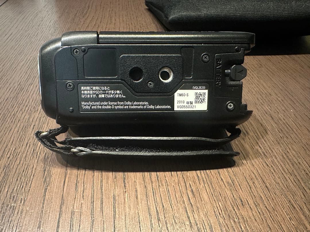 Panasonic HDC-TM60 ビデオカメラ本体