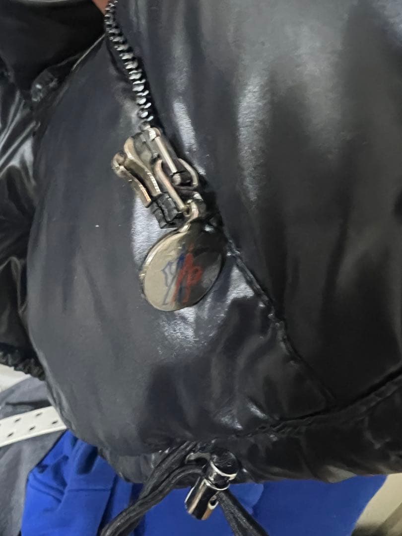 MONCLER ダウンジャケット