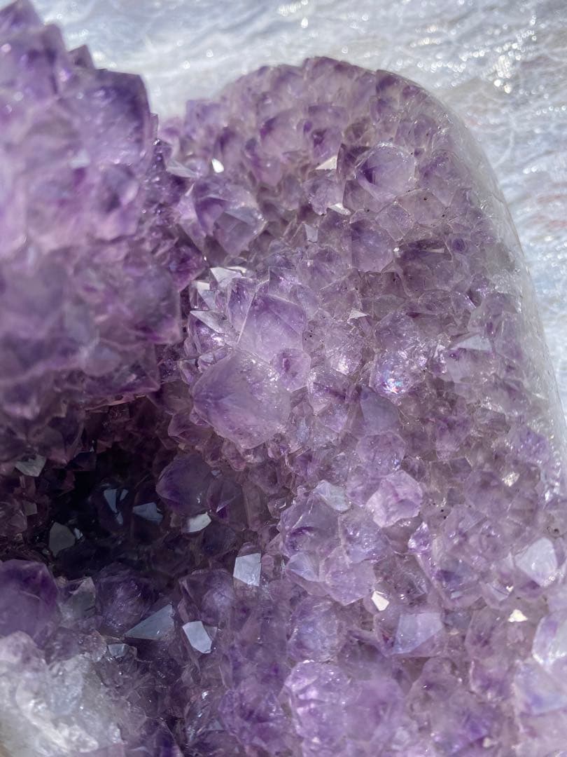 ⭐︎希少価値⭐︎虹も見える♪花満開のアメジスト⭐︎