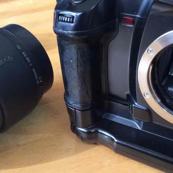 値下げ Minolta α507si ボディ+レンズ+縦位置グリップ