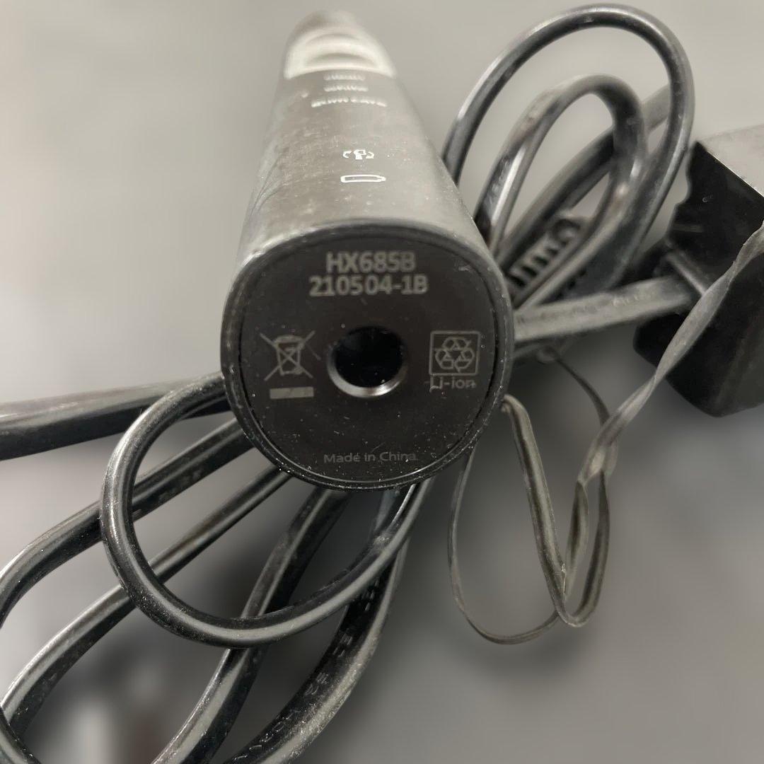 O34 Philips Sonicare 電動歯ブラシ本体 2021年製