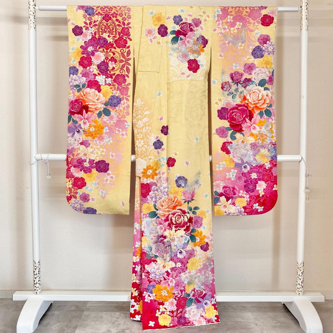 akmx187 正絹 振袖 銀通し イエロー パールトーン加工 ９号 花柄