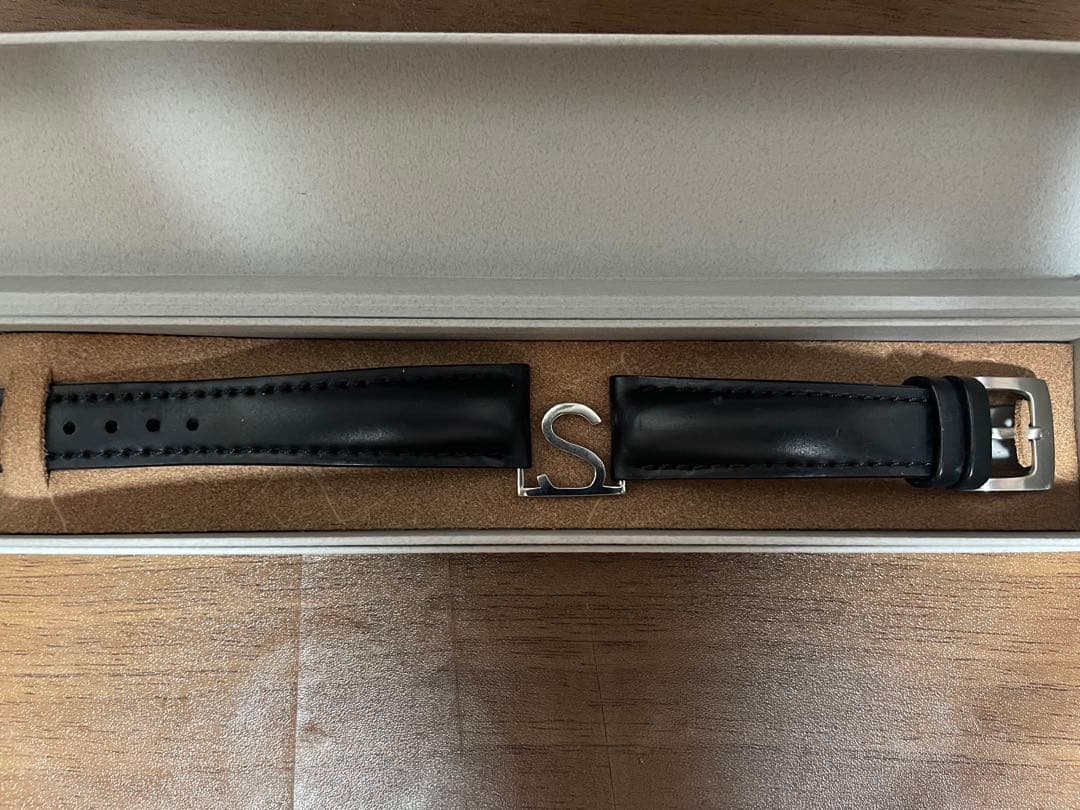 WILDSWANS ワイルドスワンズ　コードバン　レザーベルト　腕時計