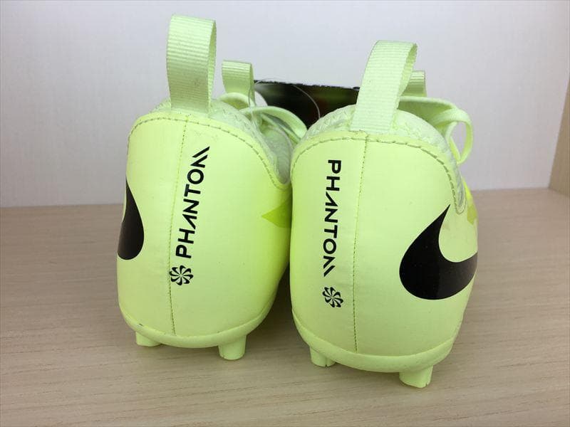 ナイキ JRファントム6 HG スパイク 靴 23,0cm 新品 (2377)