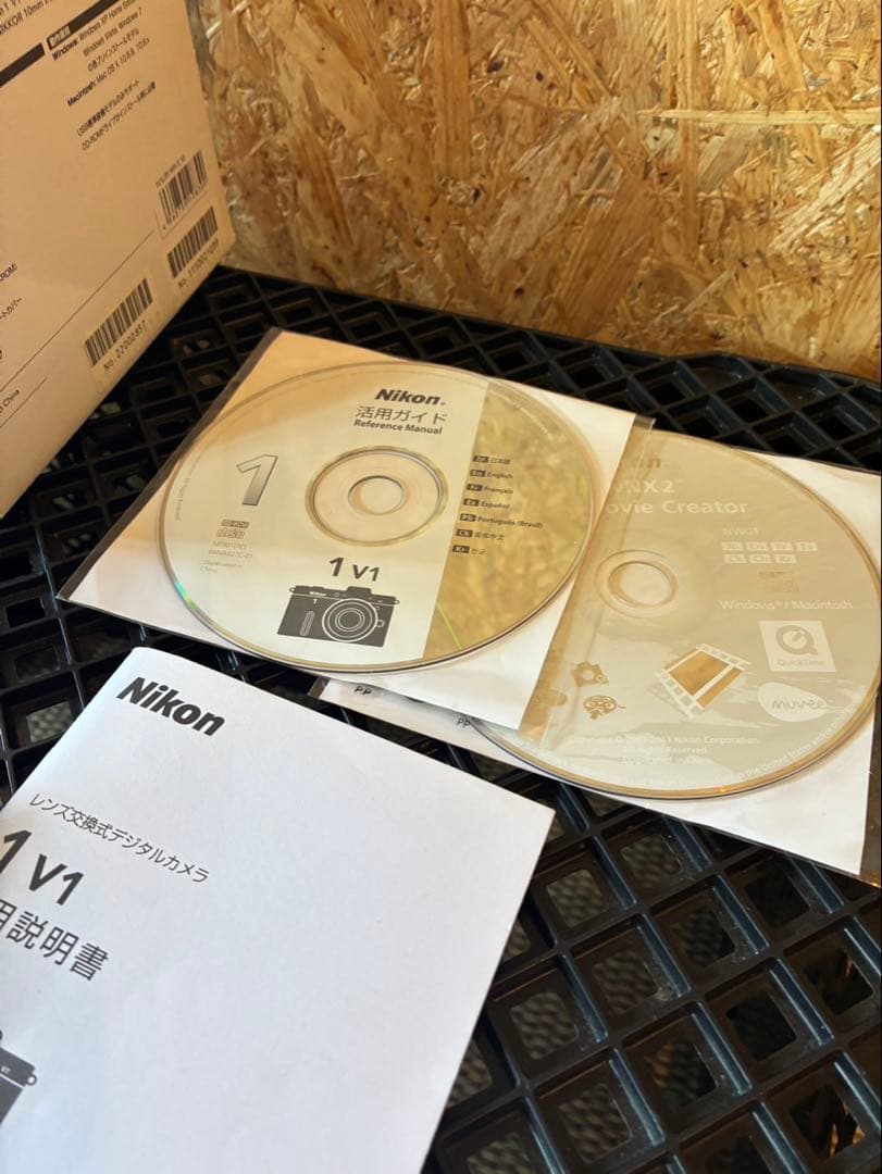 【美品・希少】Nikon 1 V1 10mm F2.8レンズ 元箱/備品完備
