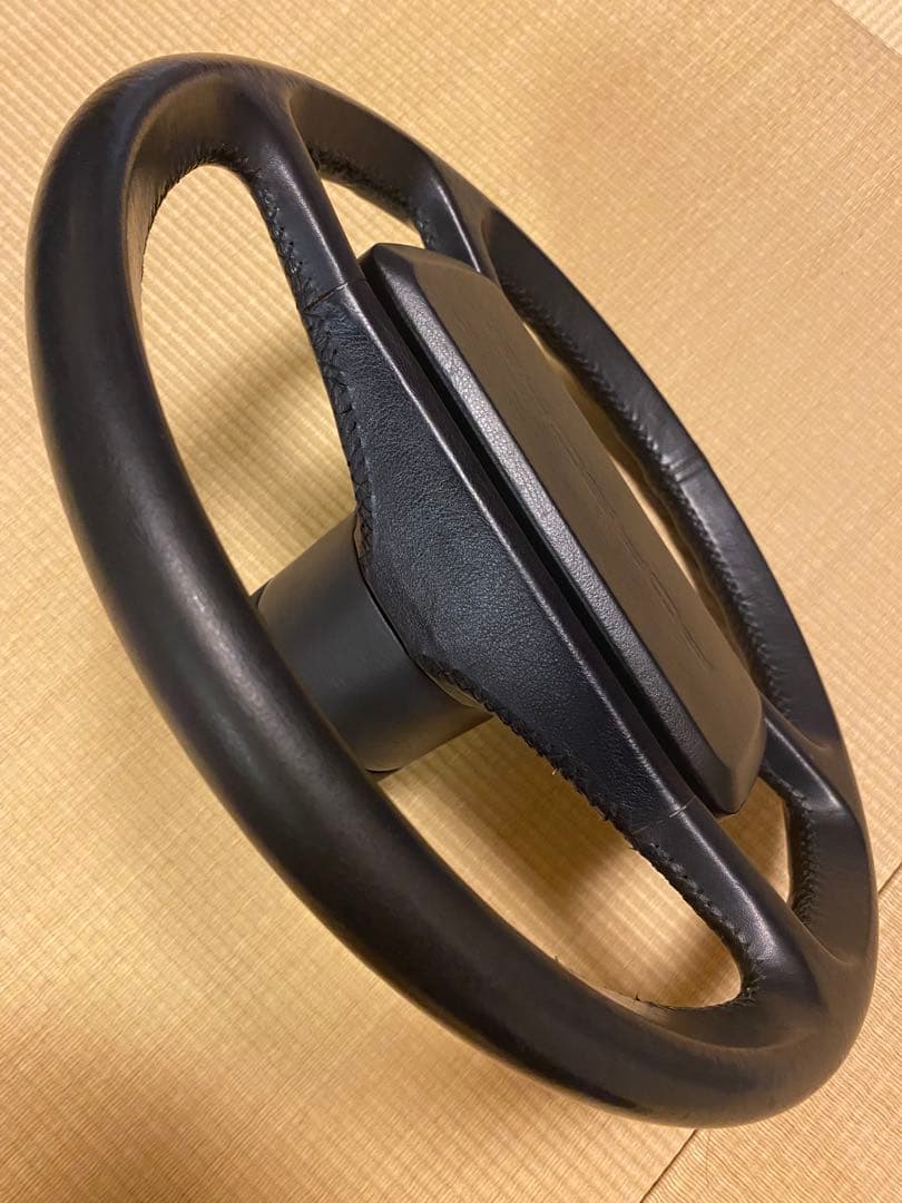 希少　ポルシェ911（930）1986年式カレラ純正ステアリング　美品