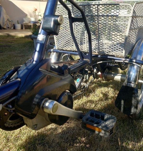 パナソニック　ビビライフ　三輪電動アシスト自転車 BE-ELR832　お引取です