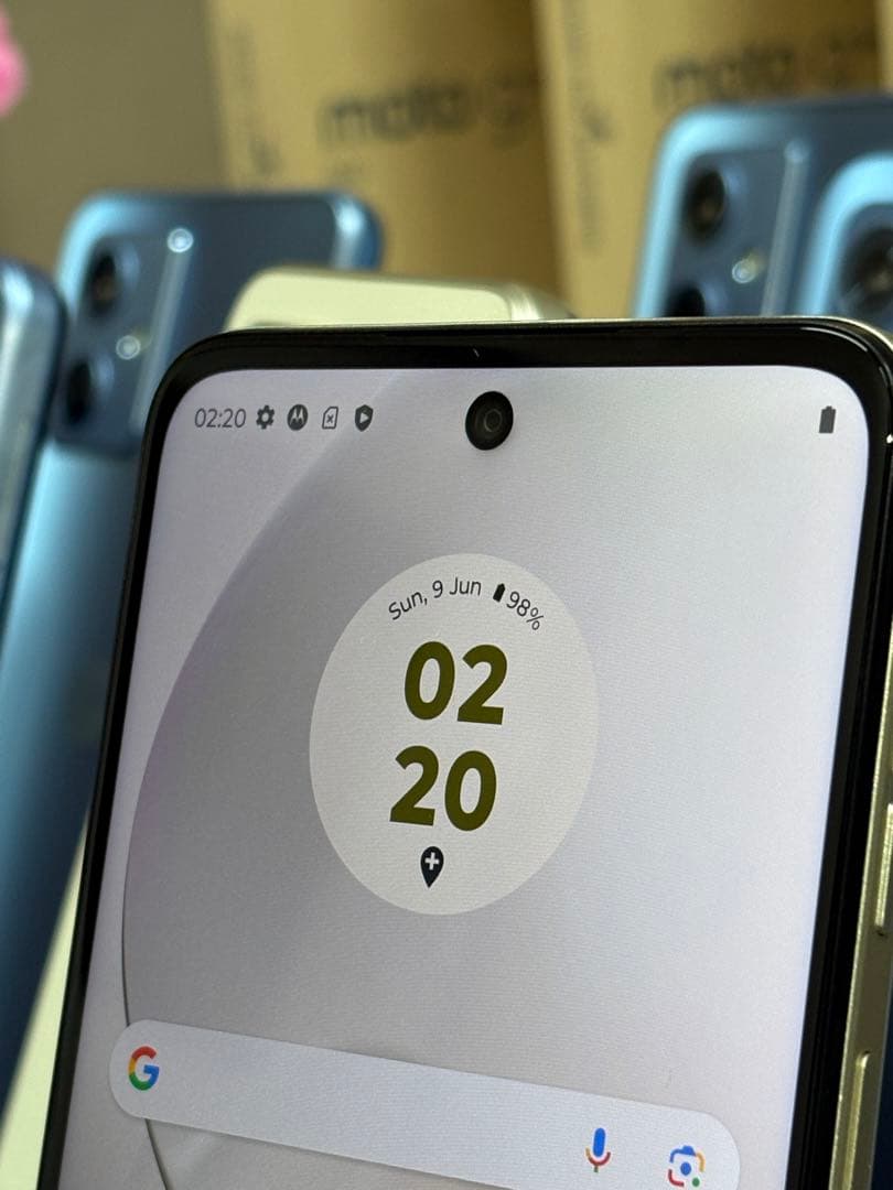 携帯電話本体 Motorola g64y