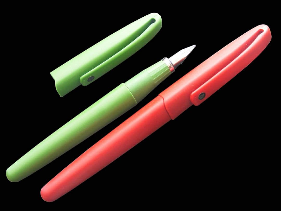 激レア！ルイジコラーニCOLANI Pelikan P80万年筆のプロトタイプ緑