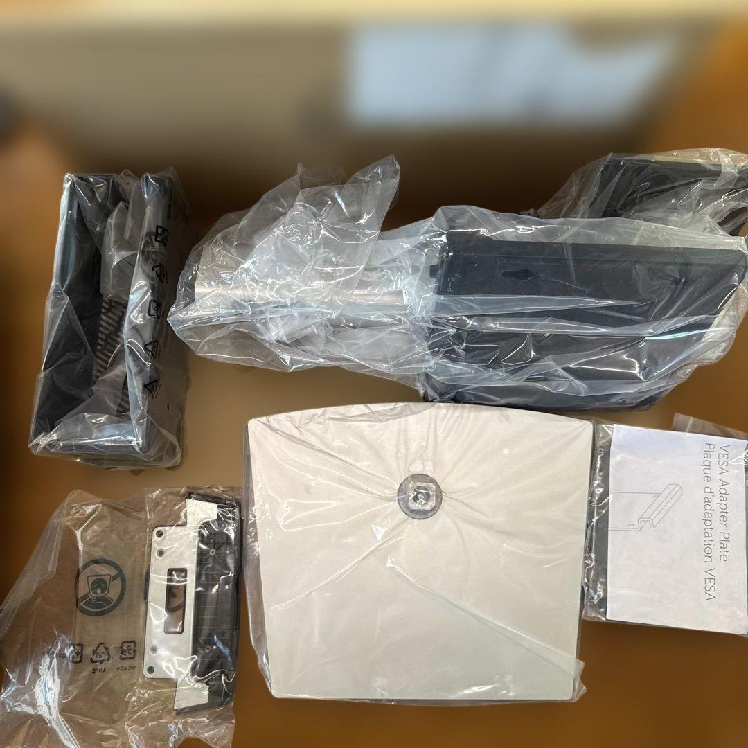 未使用品Dell Pro Maxマイクロ オールインワン スタンド -CFS25