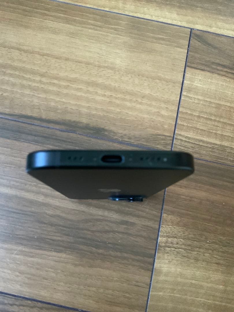 Apple iPhone 15 128 GB sim フリー (トイチ)