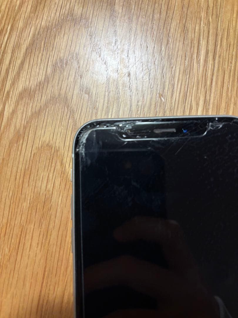 iPhone XR 本体　128GB ホワイト　simフリー　箱無し