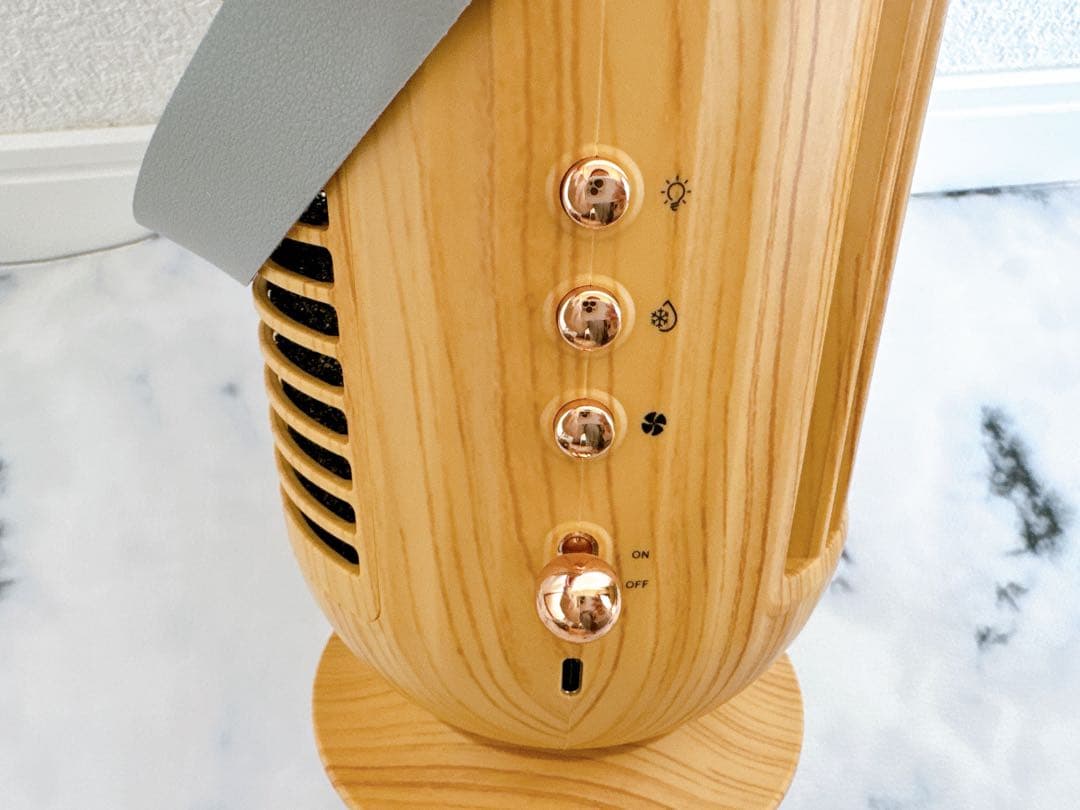 ポータブル小型デスクファン 家庭用加湿スプレー水冷ファンLEDナイトライト