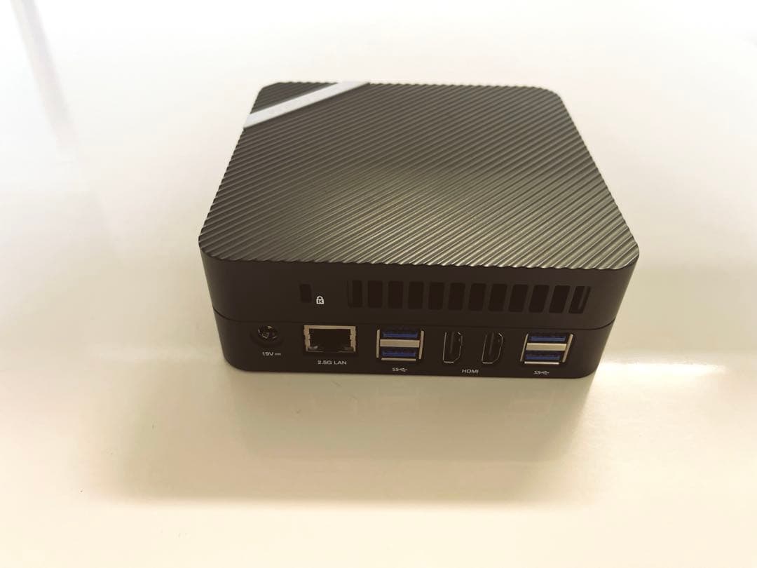 [動作確認済み]MINISFORUM UM690 RYZEN9 6900HX