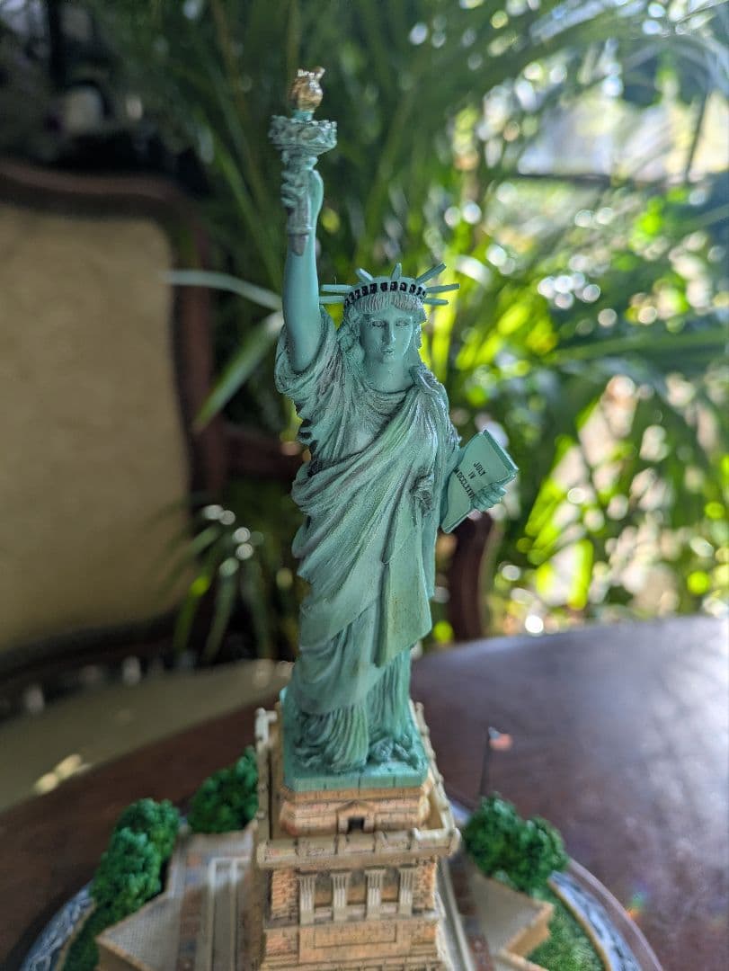 希少 公式限定品！美しい 自由の女神 像 証明書付 アメリカ