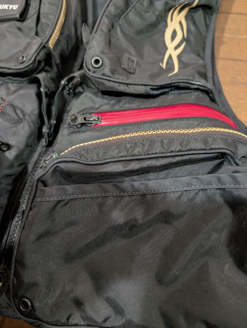 マルキュー MARUKYU フィッシングベスト 黒 マルキユー
