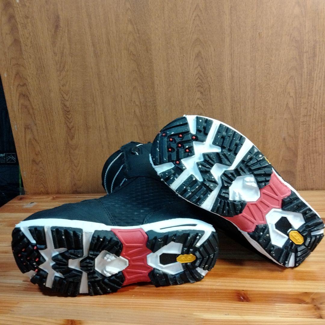 ほっしっし~様美品BURTONバートン スノーボードブーツ　送料無料 26066