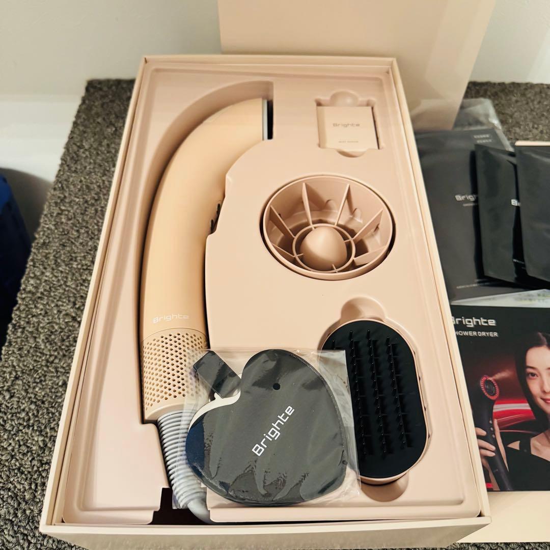 【新品未使用】Brighte Shower Dryer ピンク