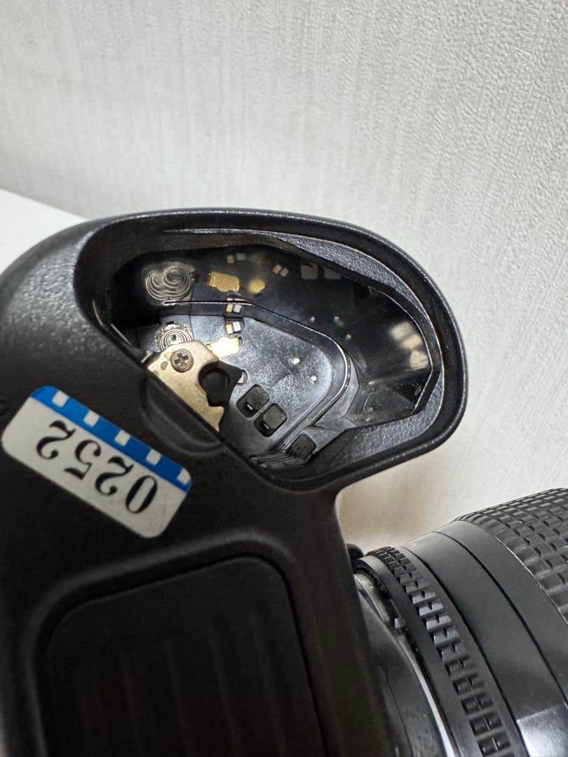 Nikon F100 フィルムカメラ 28-80mmレンズ