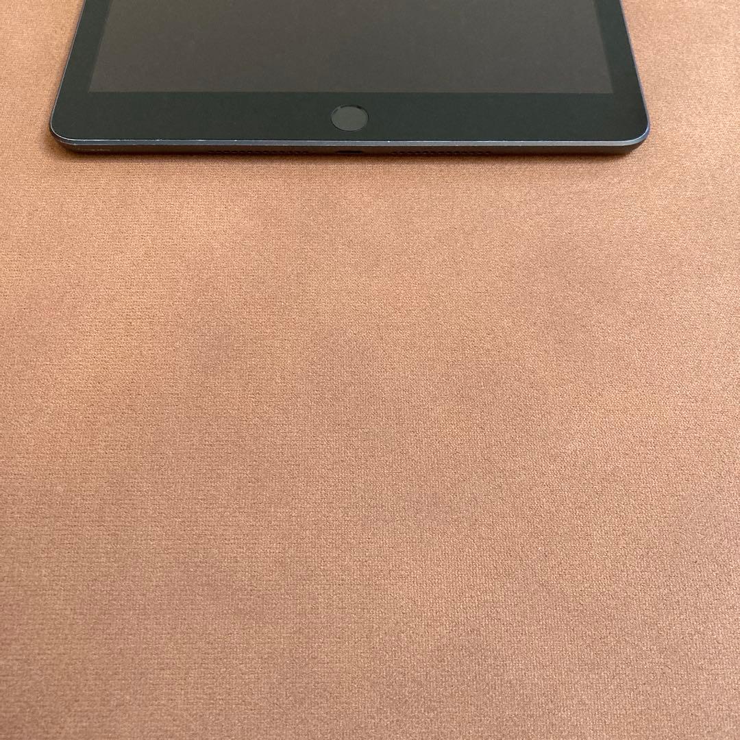 3492【早い者勝ち】電池ほぼ新品☆iPad7第7世代32GB WIFIモデル☆