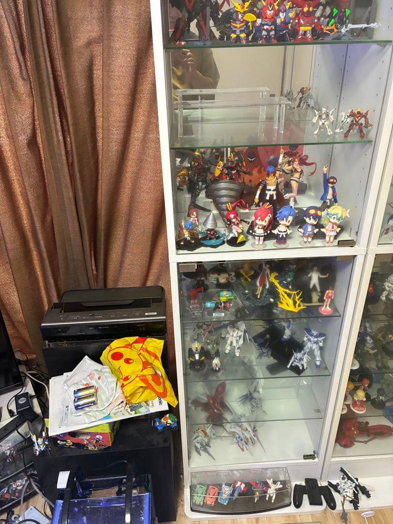 ガラスキャビネット フィギュア収納用