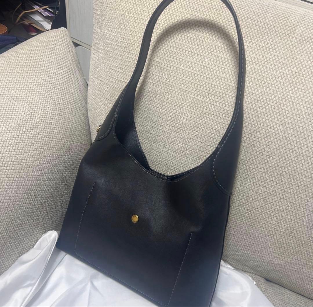 Kame COACH ブラックレザー ショルダーバッグ