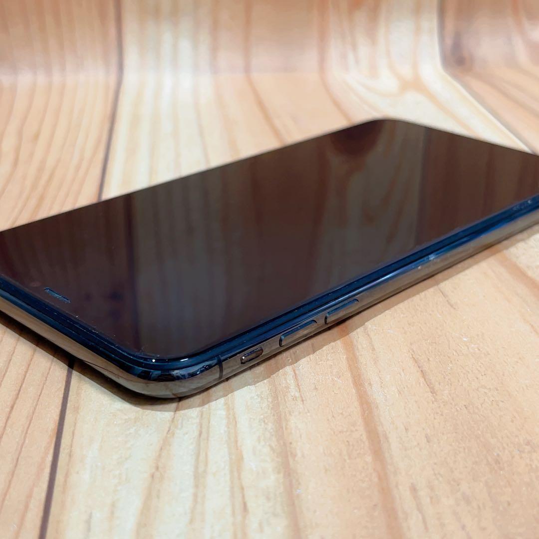 SIMフリー 本体 iPhone XS Max 256 GB 590 グレイ