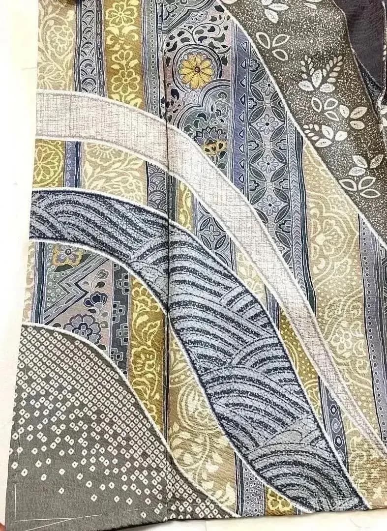 ご予約中 未使用美品 極上丹後ちりめん 正絹訪問着 秀逸更紗花間道 刺繍 ガード