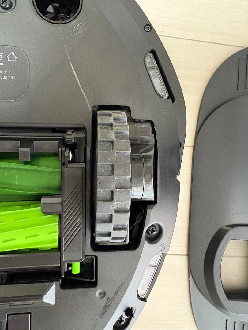 iRobot Roomba i7+ 自動ゴミ収集機能付き i755060